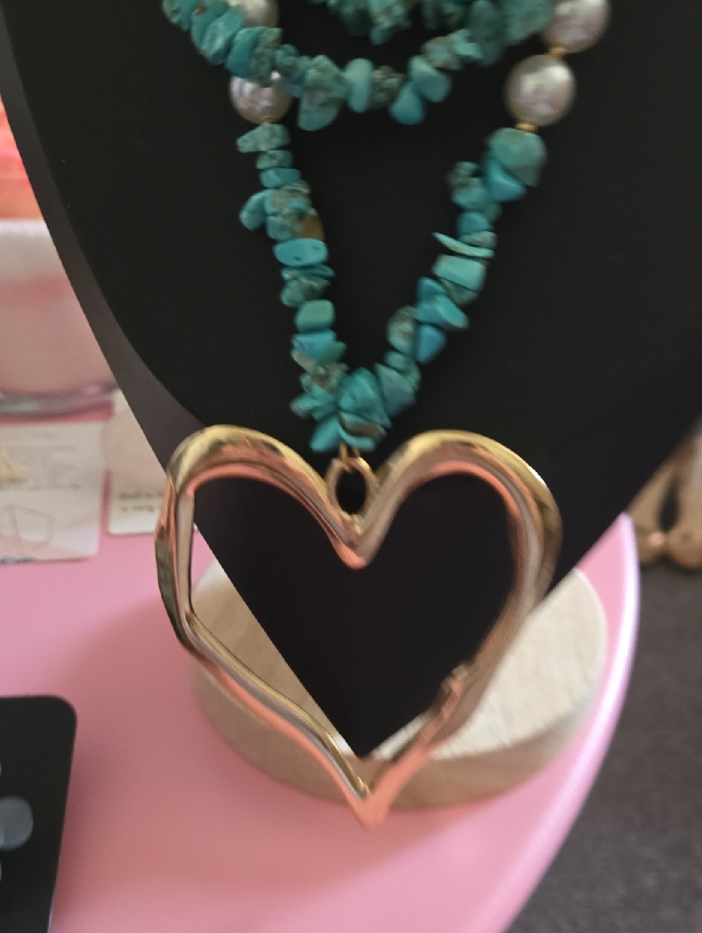 Elegant Pearl & Turquoise Layered Necklace with Gold Heart Pendant - Picture 5 of 16